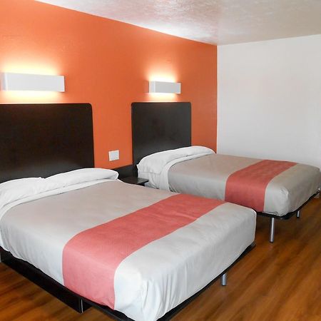 Motel 6-Madisonville, Tx Екстериор снимка